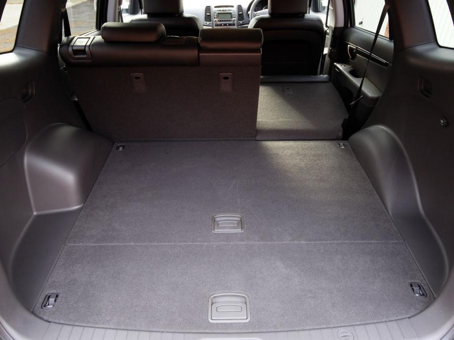  Hyundai Santa Fe 2009 года  (UK) (фото 17 из 20)
